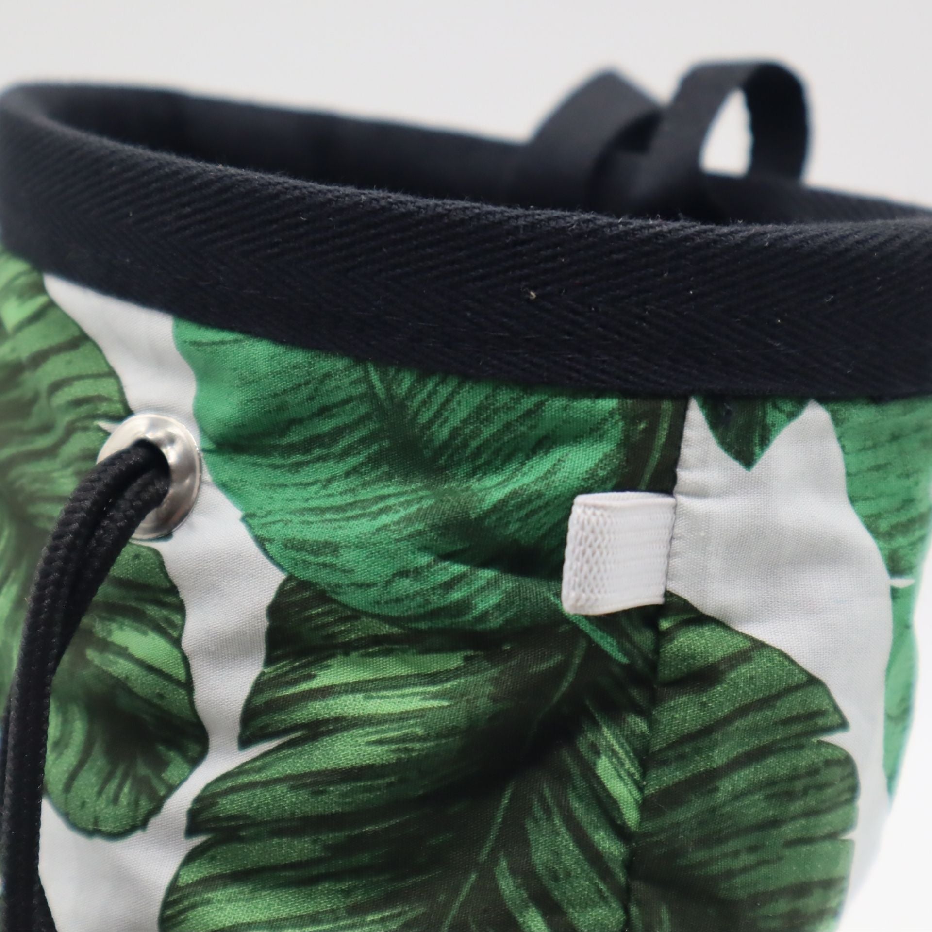 Daisy Climb Chalk Bag - Tropical
