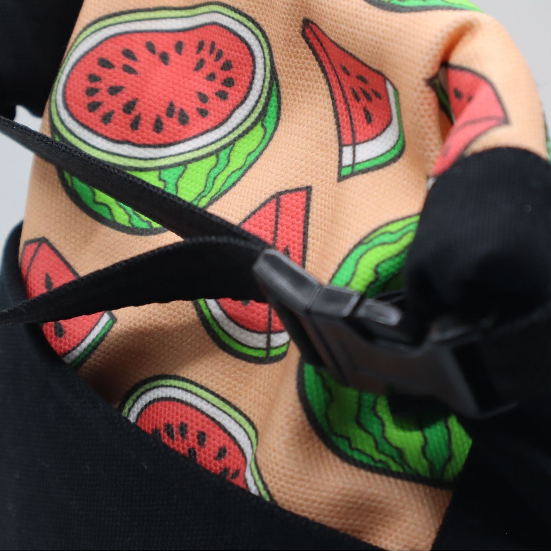 Kanga Climbing Chalk Bucket - Watermelon