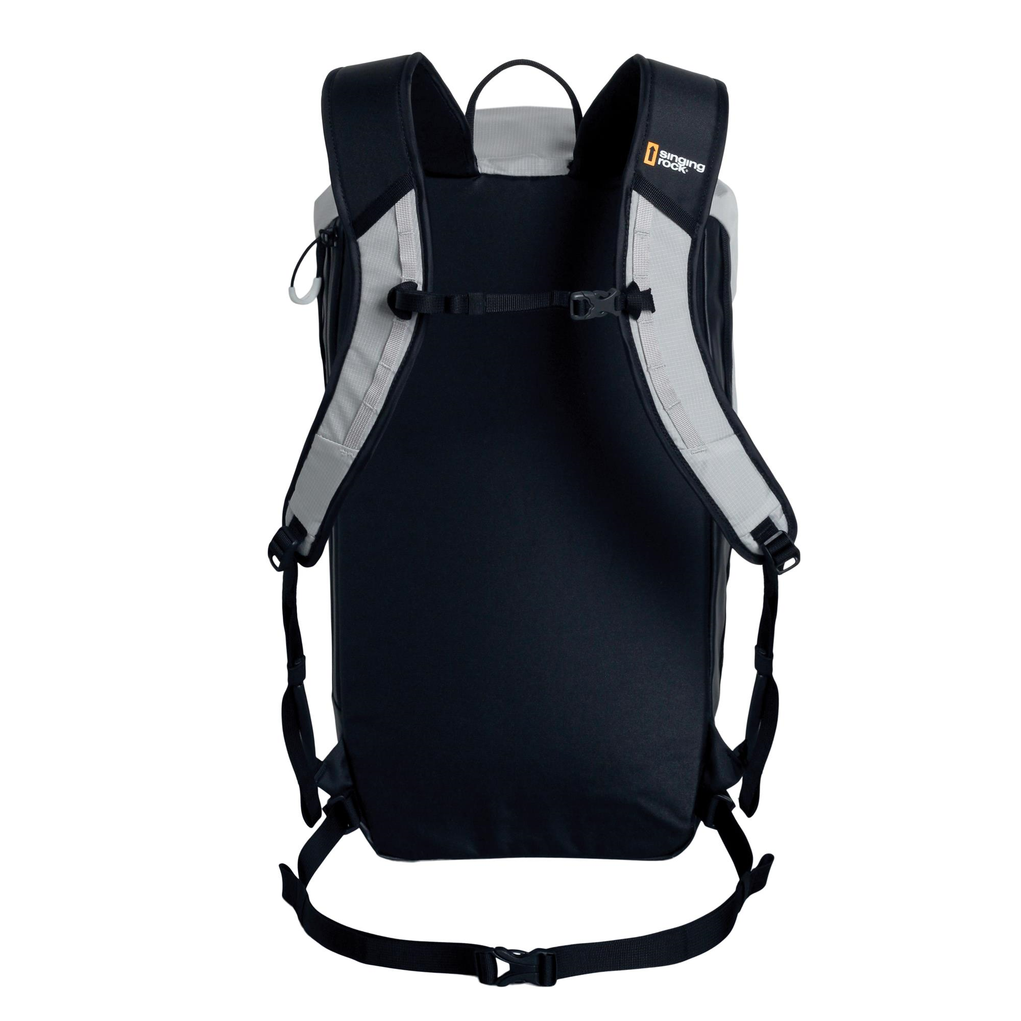 Singing Rock Rockwall 20L Backpack
