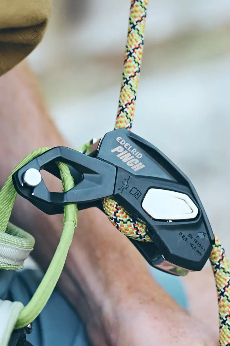 Edelrid Pinch Belay Device