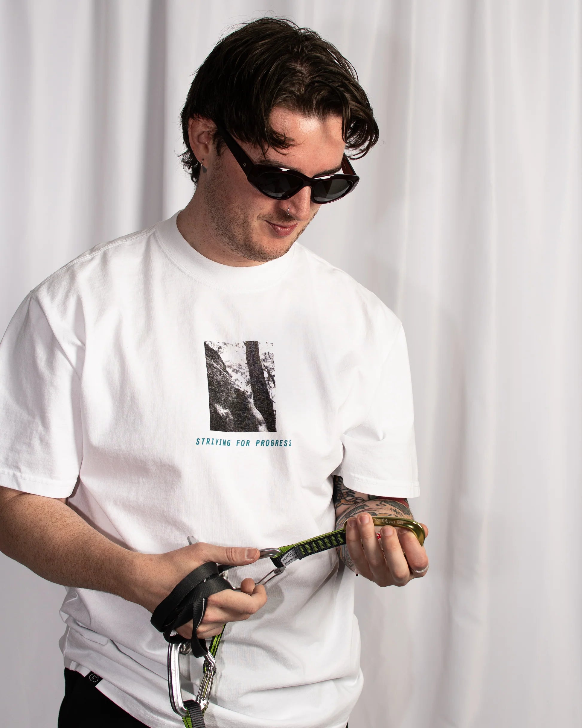 FiveFoot Shop - Striving For Progress Tee