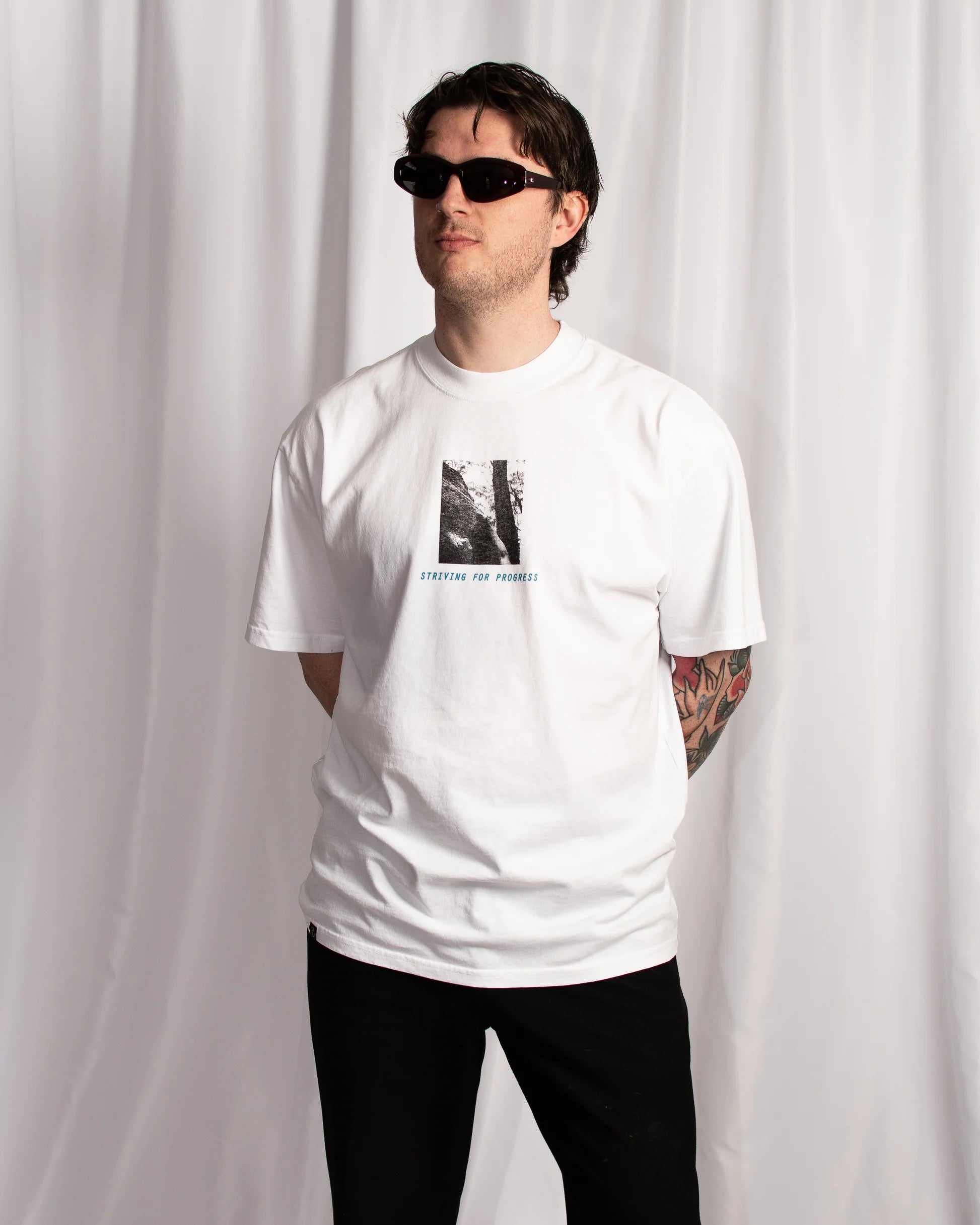 FiveFoot Shop - Striving For Progress Tee