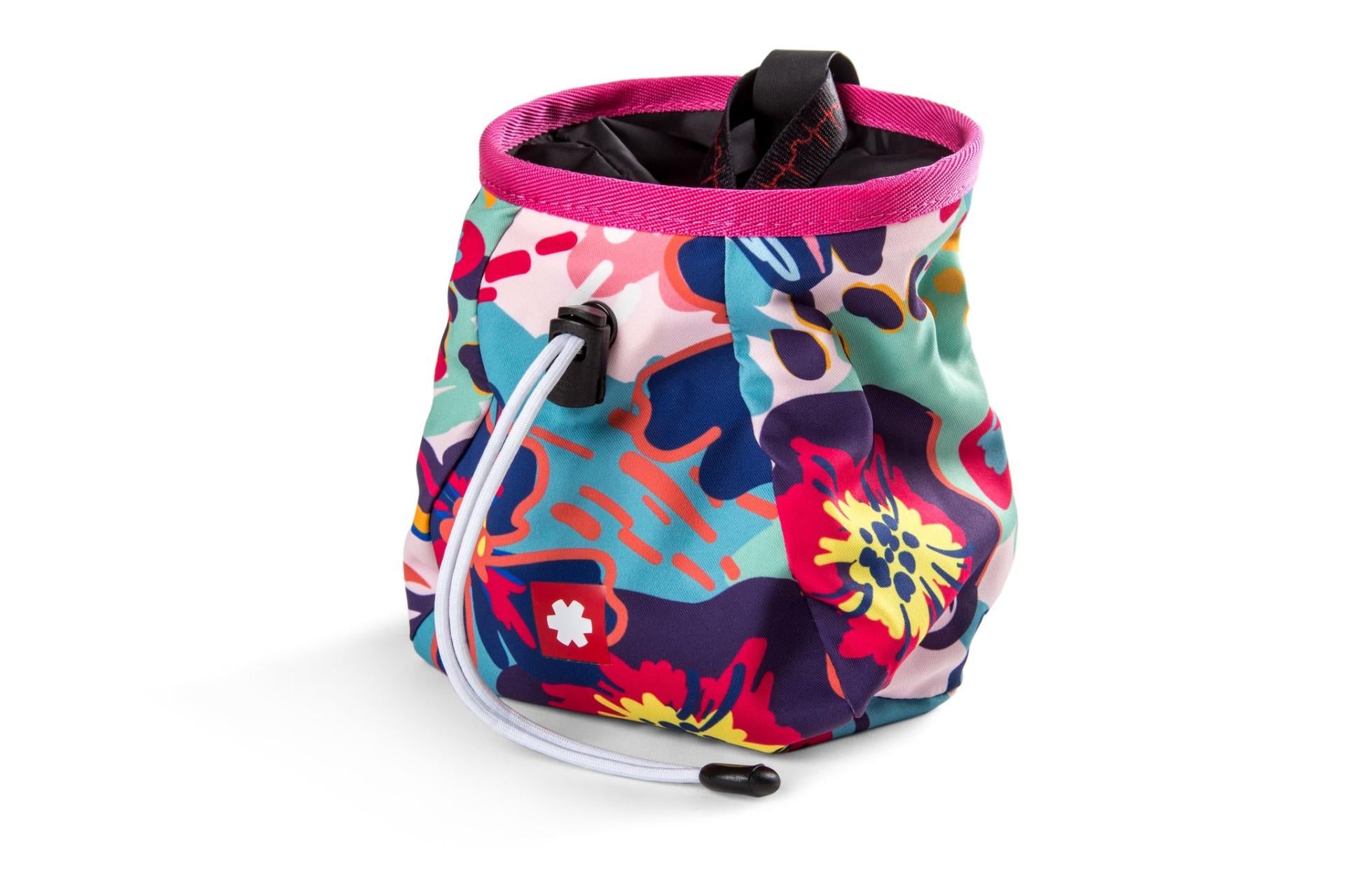Rúngne Chalk Essentials Bundle - Magdust + Magball + Chalk Bag